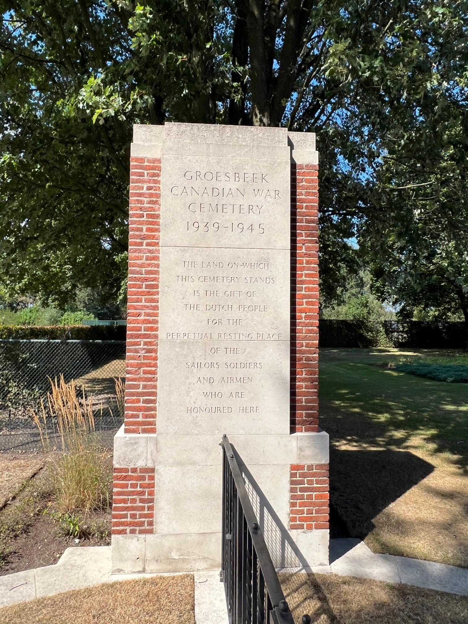 A tale of two Brothers at Arnhem